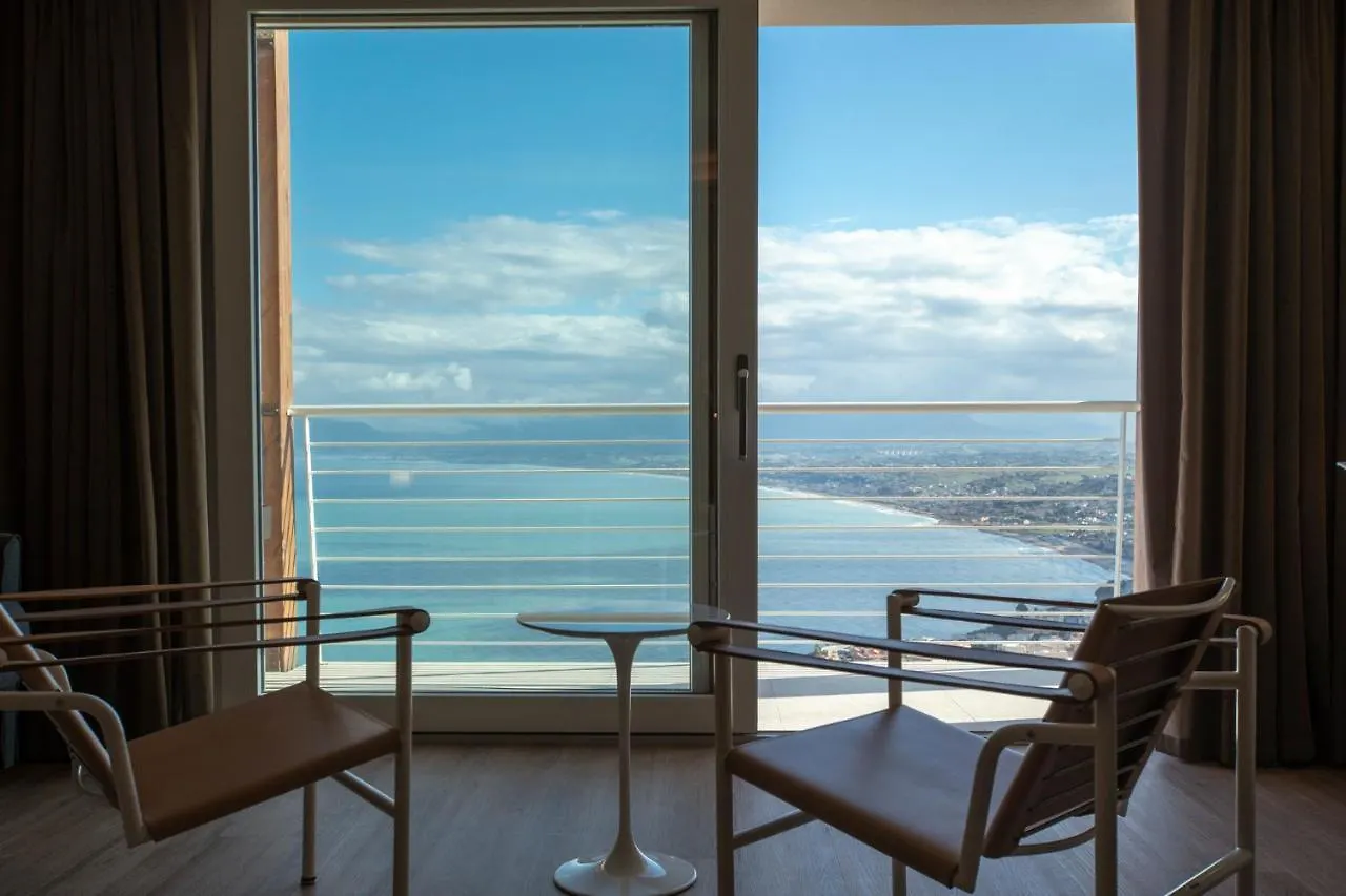 Hotel Belvedere Resort كاستيلاّماري ديل غو